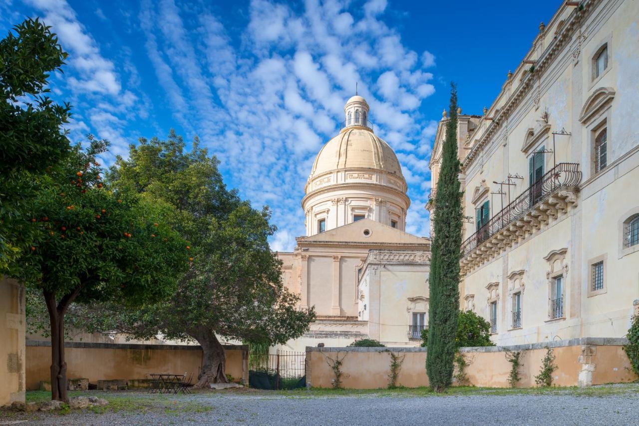 Palazzo Trigona Dependance Hotel Noto Bagian luar foto