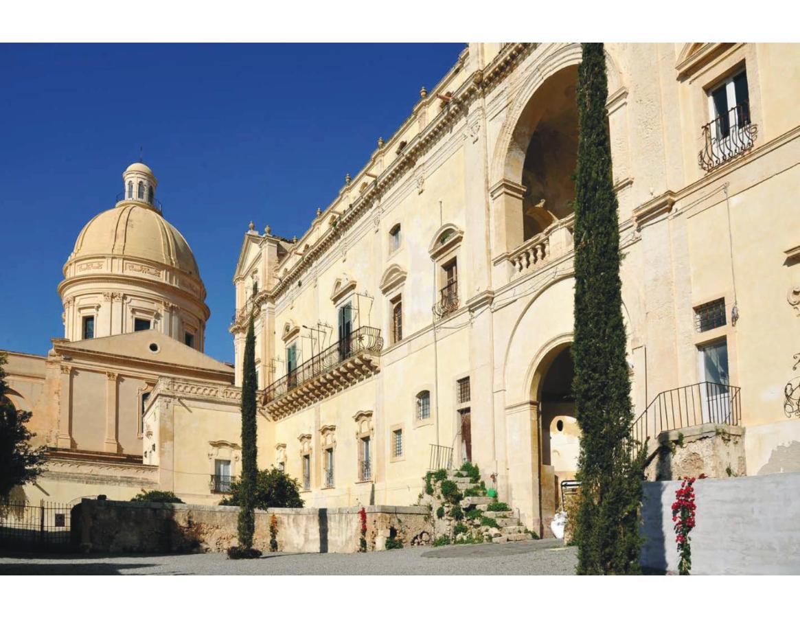 Palazzo Trigona Dependance Hotel Noto Bagian luar foto